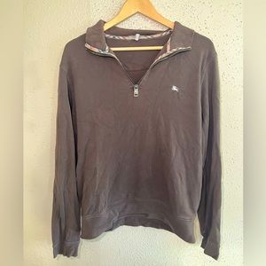 Authentic Burberry quarter zip size M